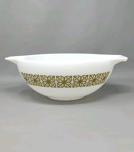 Vintage Pyrex #444 Autumn Square Floral Green Verde Cinderella Mixing Bowl 4Qt