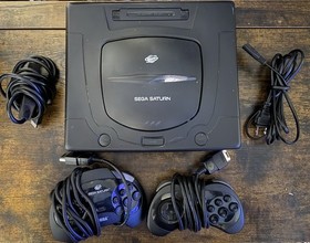SEGA Saturn MK-8000 console US bundle 2 controllers, Nights into Dreams TESTED