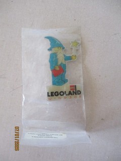 Legoland Windsor Vintage Pin Badge Lego Wizard 90s Badges 1990s