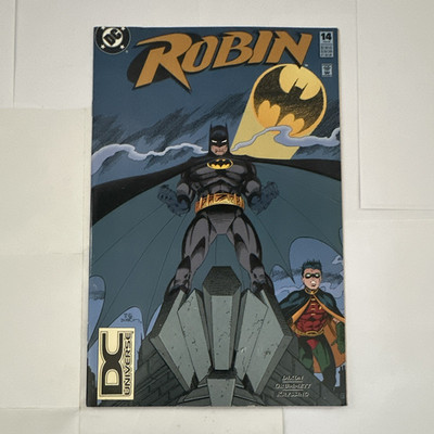 DC Comics Robin #14 DC Universe Modern Age First Printing Color Single Issue