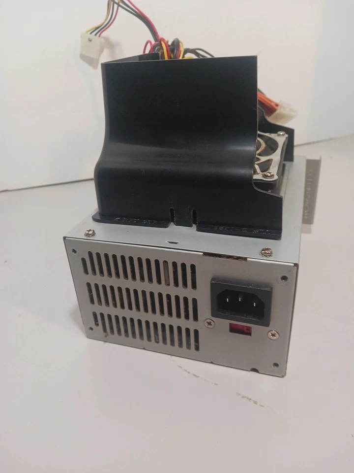*USED ASTEC ATX202-3515 200 Watt Switching Power Supply - Image 3 of 4