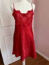 Cinema Exoile Red Satin And Lace Nightgown Size Small