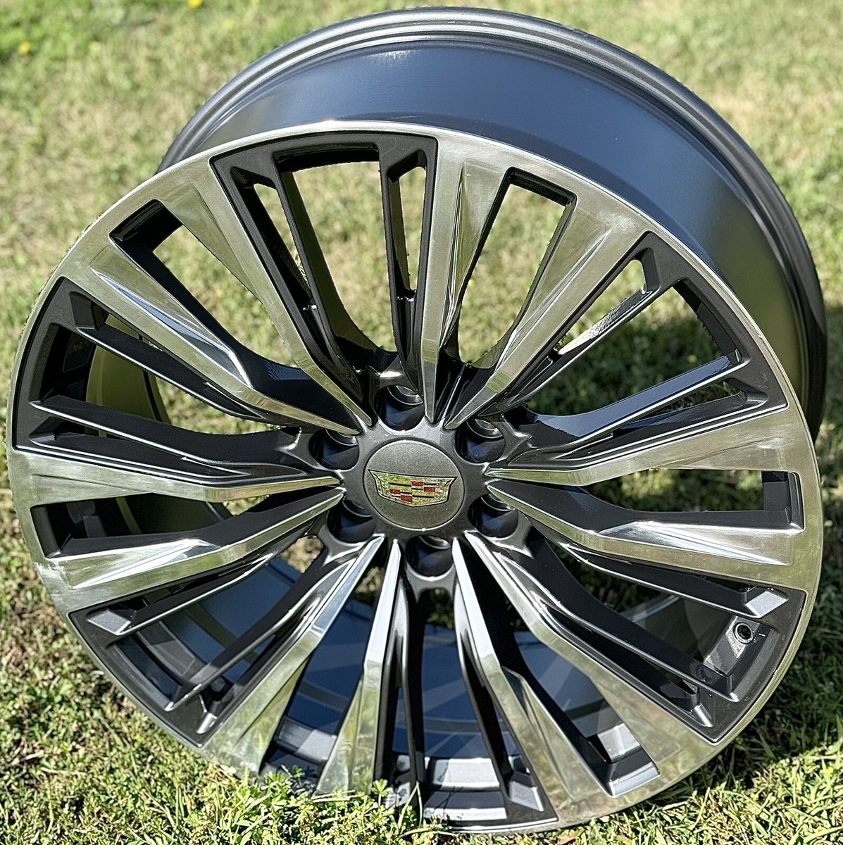 2024 Cadillac Escalade V 20