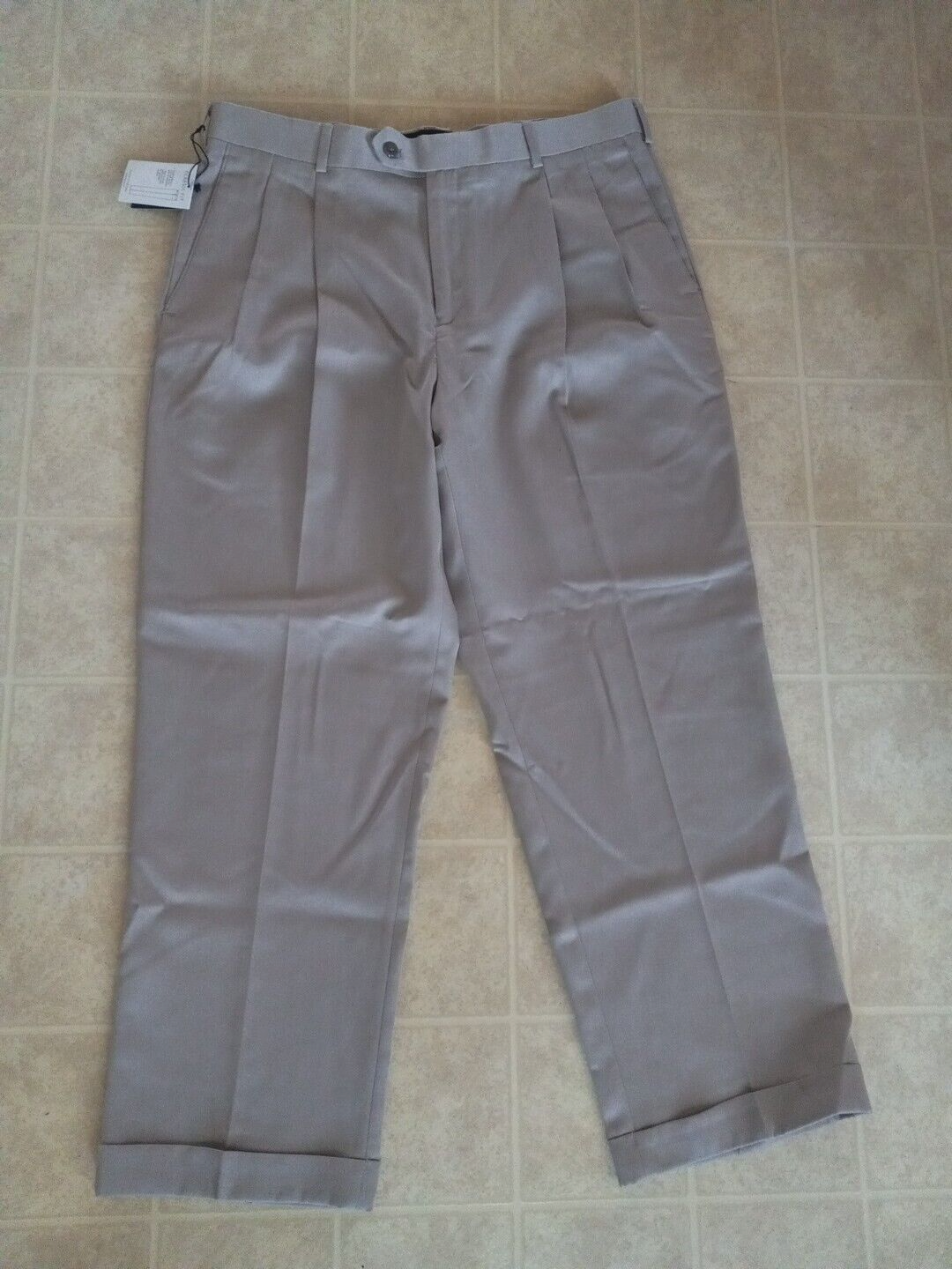 NWT Stafford Classic Fit Pleated  Trouser Dress Pants Men Size 36 X 29