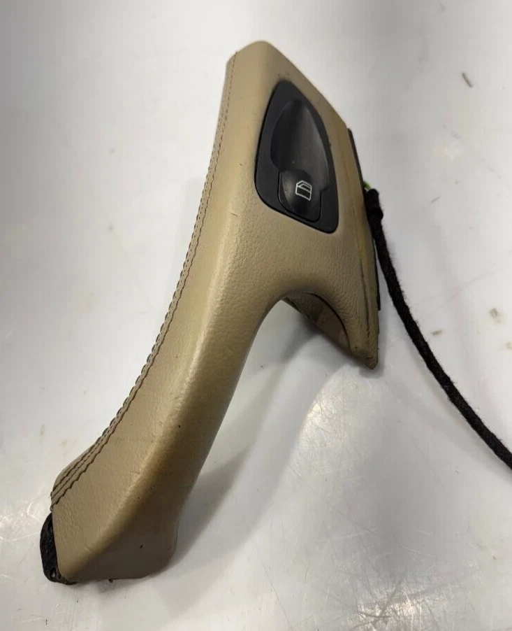 2003-2006 MERCEDES-BENZ SL500 R230 RIGHT INTERIOR HANDLE w/WINDOW SWITCH OEM - Image 2 of 4