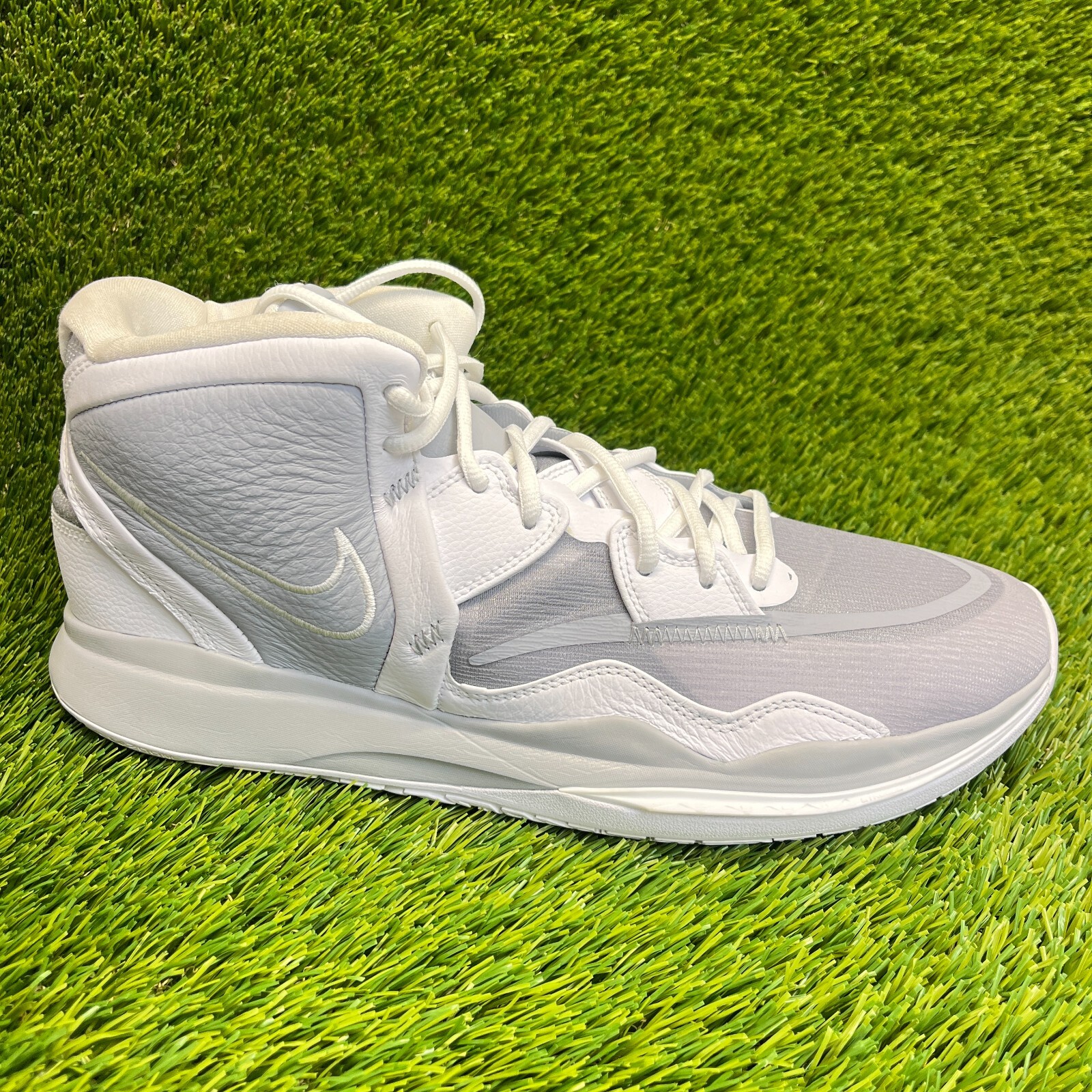 kyrie irving shoes size 8.5