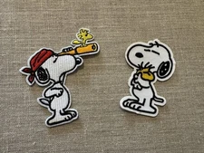 ( set of 2) Peanuts Snoopy Embroidery Patches