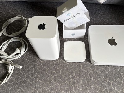 Apple A1521 A1392 A1355 (1TB) Wireless Router Bundle White -Tested & Reset