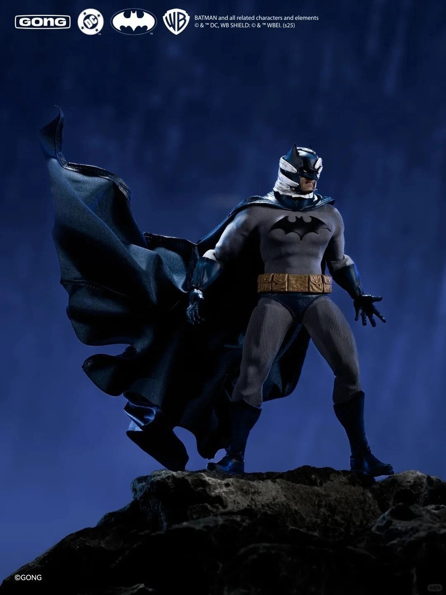 Pop Mart X Gong DC Batman Hush Action Figure Toy Gift Brand New In