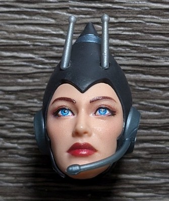 Marvel Legends WASP HEAD Custom Female Figure Fodder (Giant Man 2 Pack 60th)