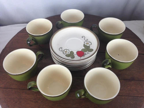 Vintage Poppytrail By Metlox Strawberry 7 Cups & 8 Saucers   #WH-1