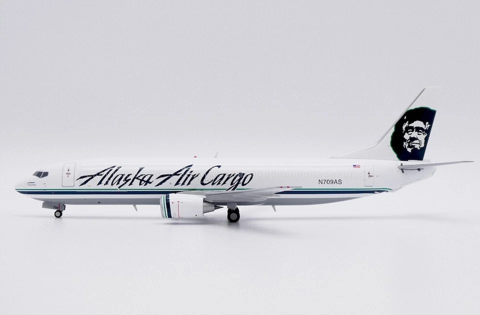 Alaska Air Cargo / Boeing 737-400 (SF) / N709AS / XX20398 / 1:200 Foto 2 de 4