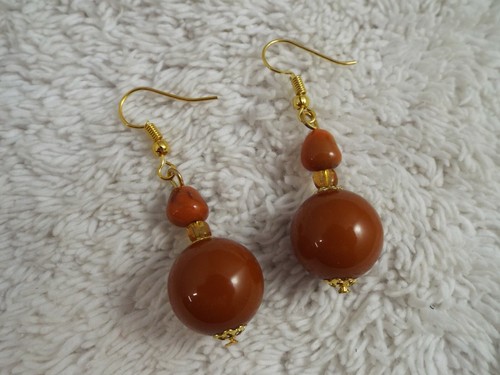 Goldtone AUTUMN Russet Acrylic Bead Pierced Earrings (C24)