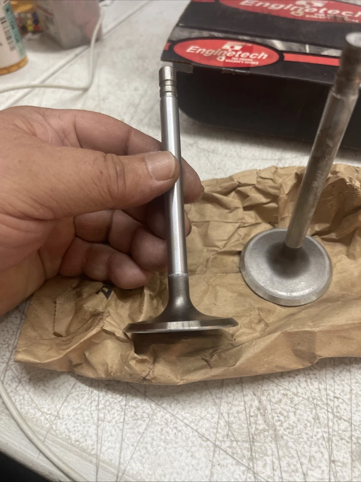 New Intake & Exhaust Valve Set Fits Some 1985-1995 Chevy Engines L1476-8 - Image 4 of 4