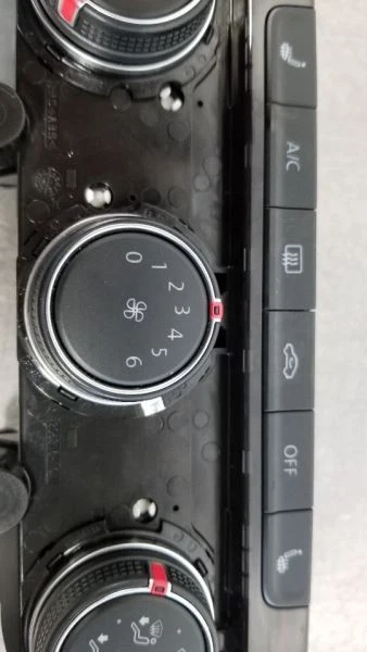 20 2020 VOLKSWAGEN GOLF GTI OEM MANUAL TEMP AC HEAT CLIMATE CONTROL 5GM907426G - Image 4 of 4