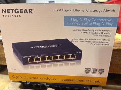 Netgear GS108 8 Port Gigabyte Unmanaged Network Switch - Picture 4 of 4