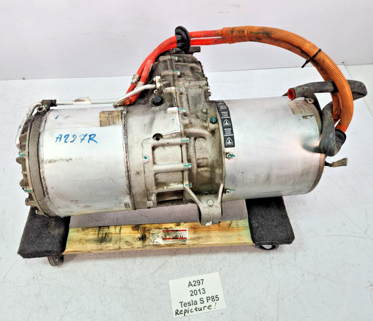 ✓ 12-20 OEM Tesla S X Rear Drive Unit Electric Motor 1002633-01-C