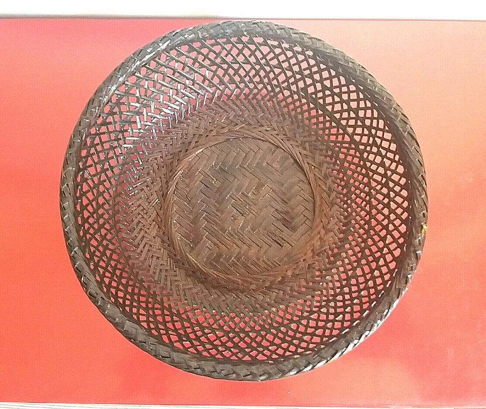 Cesto cestino rotondo, in vimini intrecciato colore marrone.Vintage - Immagine 3 di 4