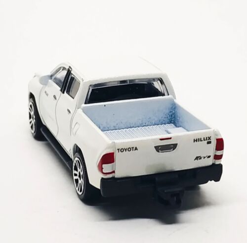 Majorette Toyota Hilux Revo White (no Hardtop) 1:58 (3") no Package - Picture 6 of 8