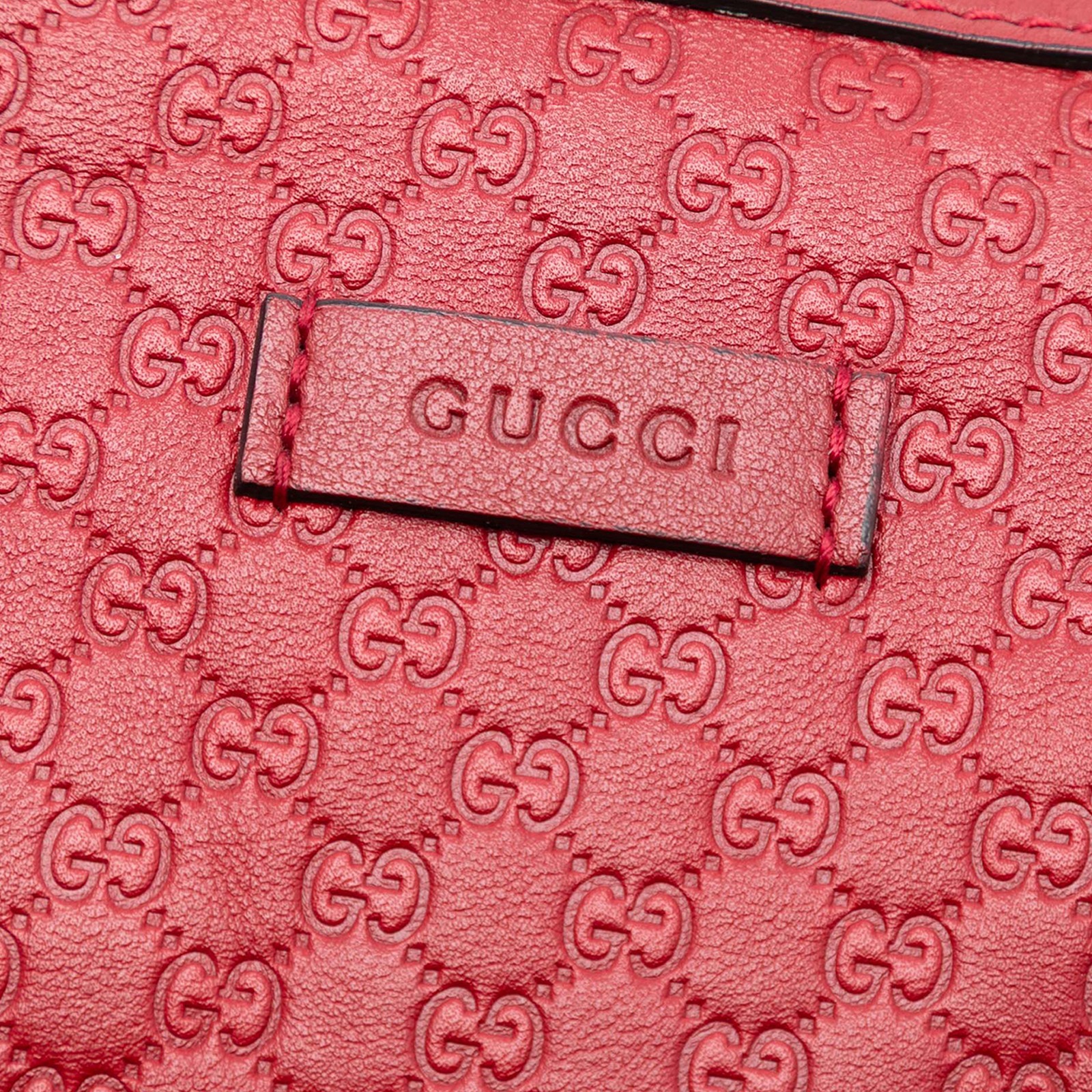 Authenticated Gucci Medium Microguccissima Red Ca… - image 6