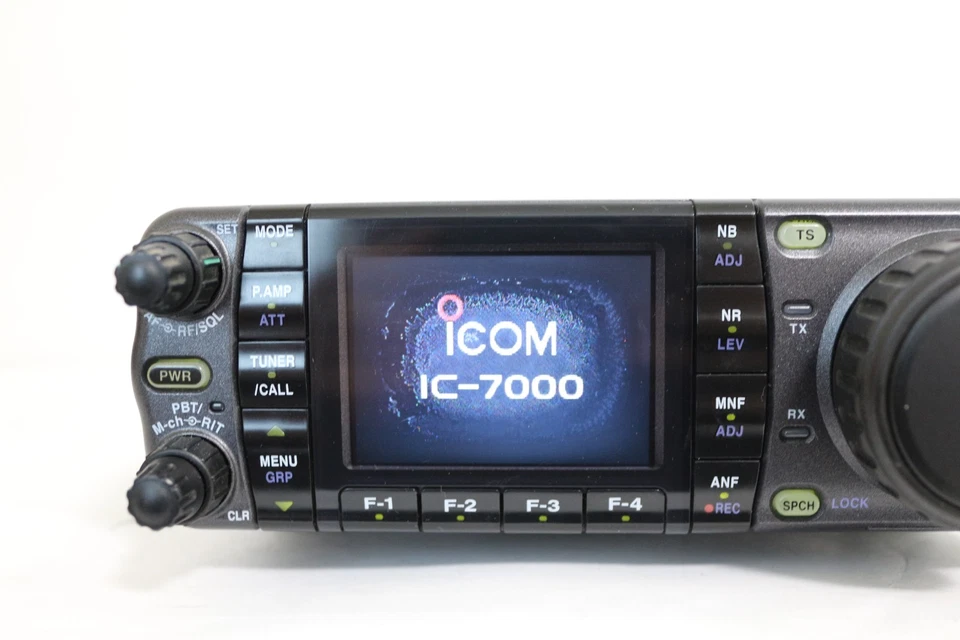 ICOM IC-7000 ricetrasmettitore HF/VHF/UHF ALL MODE Giappone ver. #2 - Immagine 2 di 4