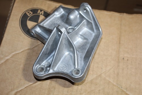 GENUINE BMW E21 E30 E12E28 Z1 M20 ENGINE ALTERNATOR SUPPORTING BRACKET NEW OEM - Picture 5 of 6