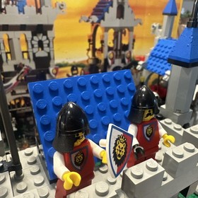 LEGO System Castle Royal Knight's Castle 6090 In 1995 Used W/Manual & Box