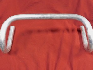Guidon Philippe Compétition Course – Aluminium – 390mm – French Vintage 1970