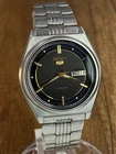 Seiko 5 vintage Automatic 17 jewels cal. 7009A Japan mens watch