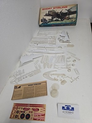 Vintage MPC, 1/72 scale SHORT STERLING, with Optional Decals & Paint Gude