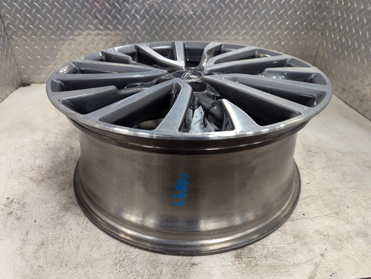 Wheel 19x8 Aluminum 15 Spoke Fits 17-20 LINCOLN CONTINENTAL 