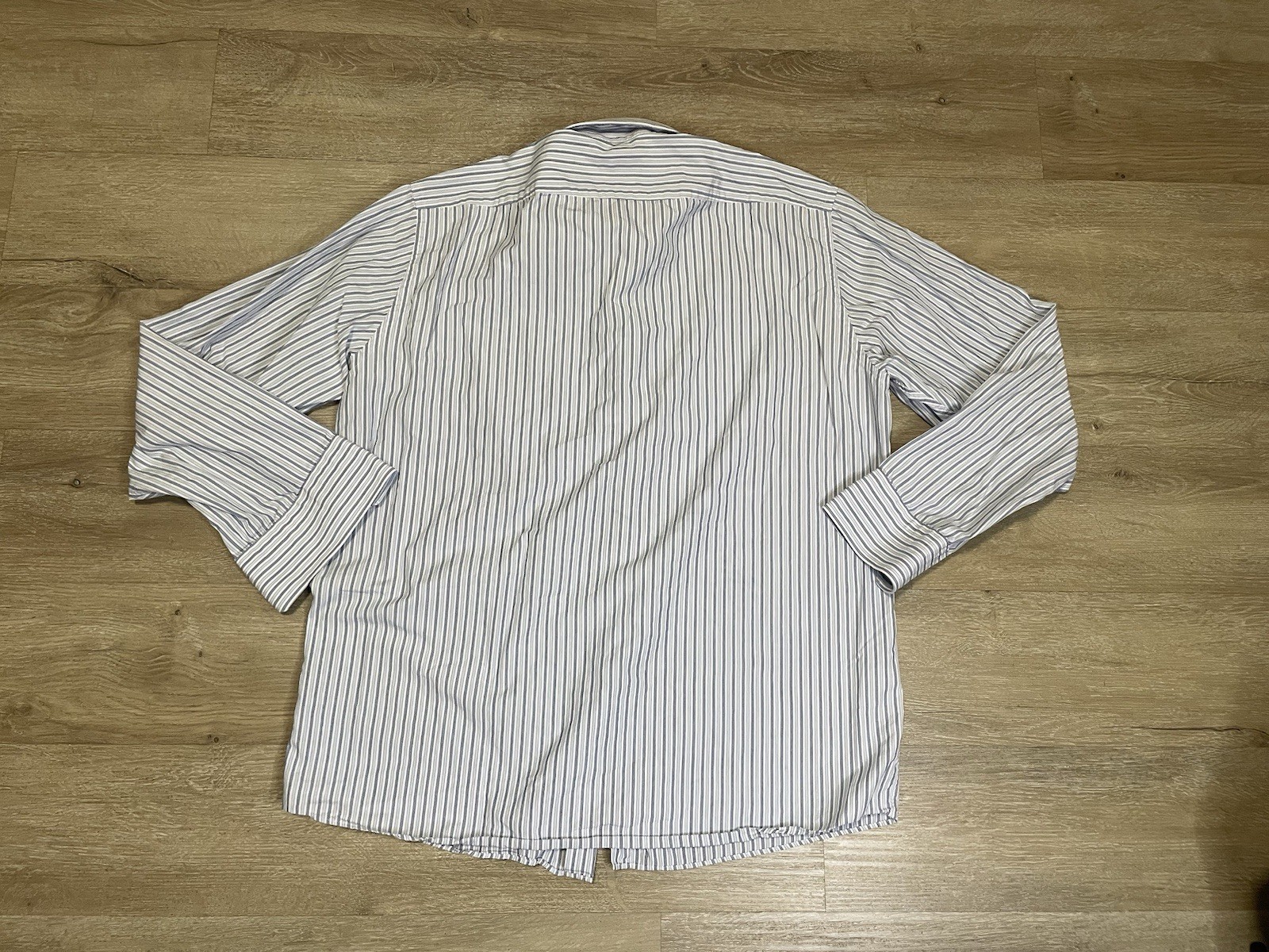 Hugo Boss Dress Shirt Mens 17.5 Blue Striped Regular Fit Button Up Long Sleeve thumbnail 2