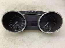 Mercedes-Benz GL X164 2008 Diesel Geschwindigkeitsmesser Cockpit A1645403347