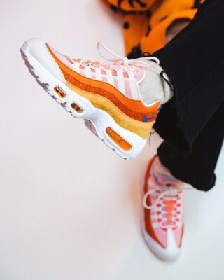 nike air max 90 golden hour