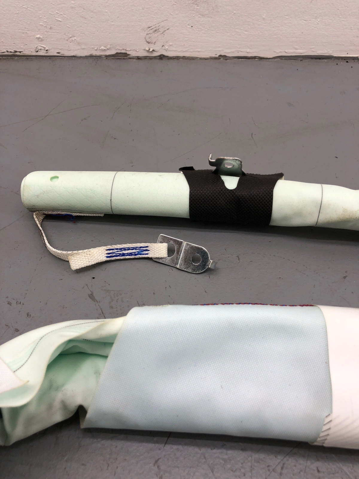 2017-2022 MASERATI LEVANTE LEFT DRIVER SIDE ROOF CURTAIN AIRBAG OEM 2018 2019
