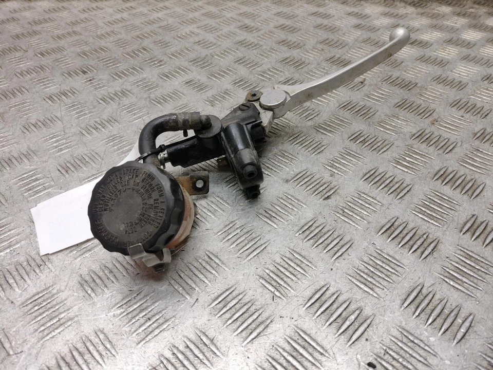 Cilindro maestro de freno delantero Triumph Sprint ST 1050 2010 Foto 2 de 4