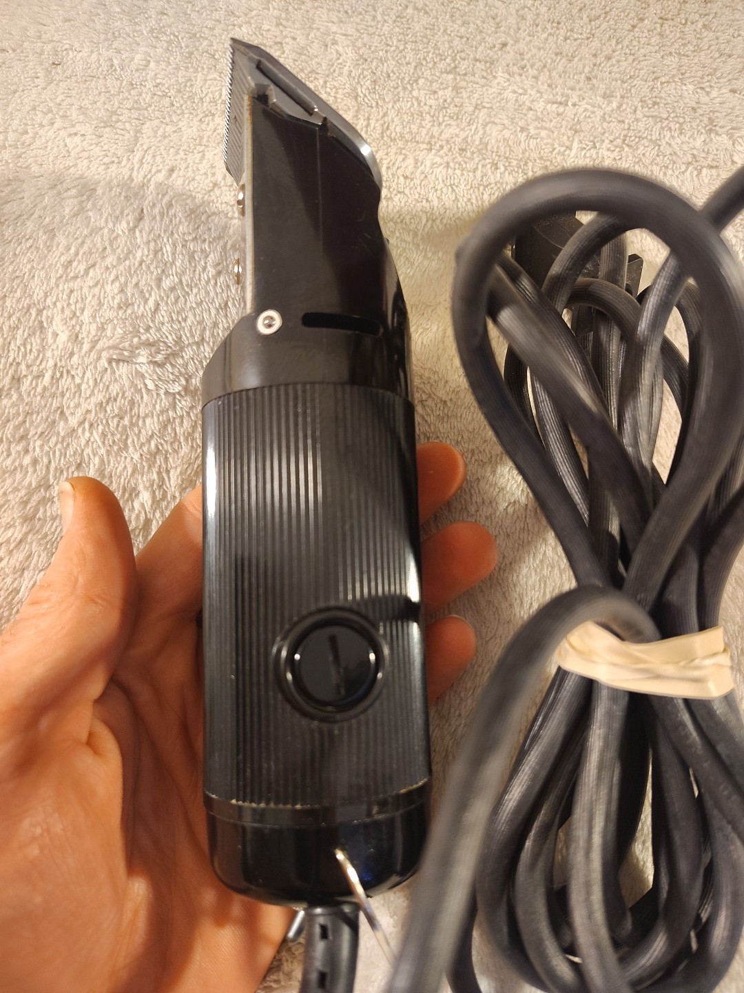 Oster Detachable Blade Small Animal Clippers Model A5 Pet Grooming 1 Speed