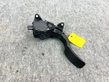 17-22 TOYOTA PRIUS FRONT LOWER GAS PEDAL THROTTLE ACCELERATOR TRAVEL SENSOR OEM