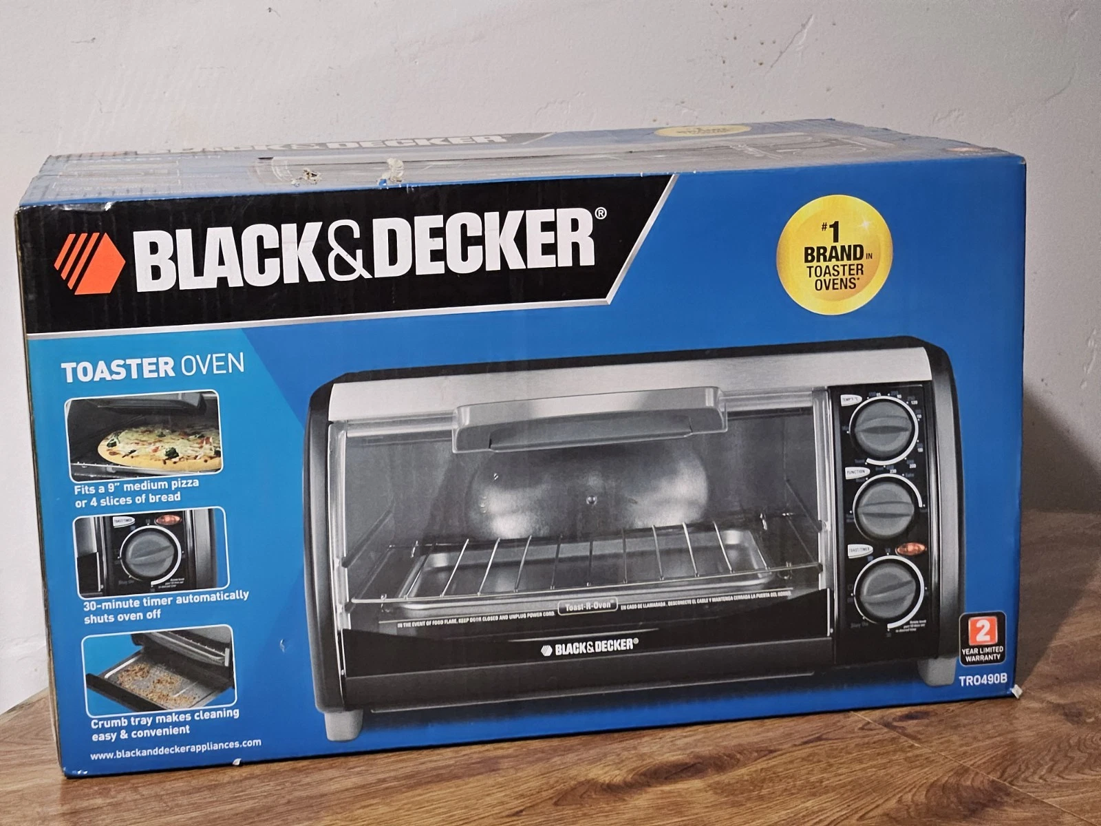 Black & Decker TRO490B Classic Toast-R-Oven 4-Slice Countertop Toaster Oven -New
Opens in a new wind