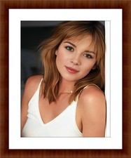 Kim Cattrall 8.5 x 11 Candid Color Unframed Photograph Collectable Art Print Kim Cattrall 8.5 x 11 Candid Color Unframed Photograph Collectable Art Print