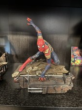 Iron Studios 1/10 Art Scale Statue Tom Holland Spider-Man Peter No Way Home