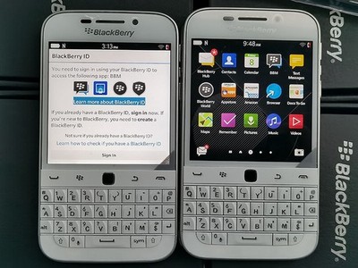 BlackBerry Classic Q20 SQC100-2 - 16GB - (Unlocked) - For collectors