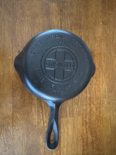 Griswold Cast Iron Skillet #4 Large Block Logo Erie PA 702
