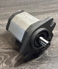 SJ Technology GPM1FC6.2SKS Hydraulic External Gear Pump Open Box thumbnail 3