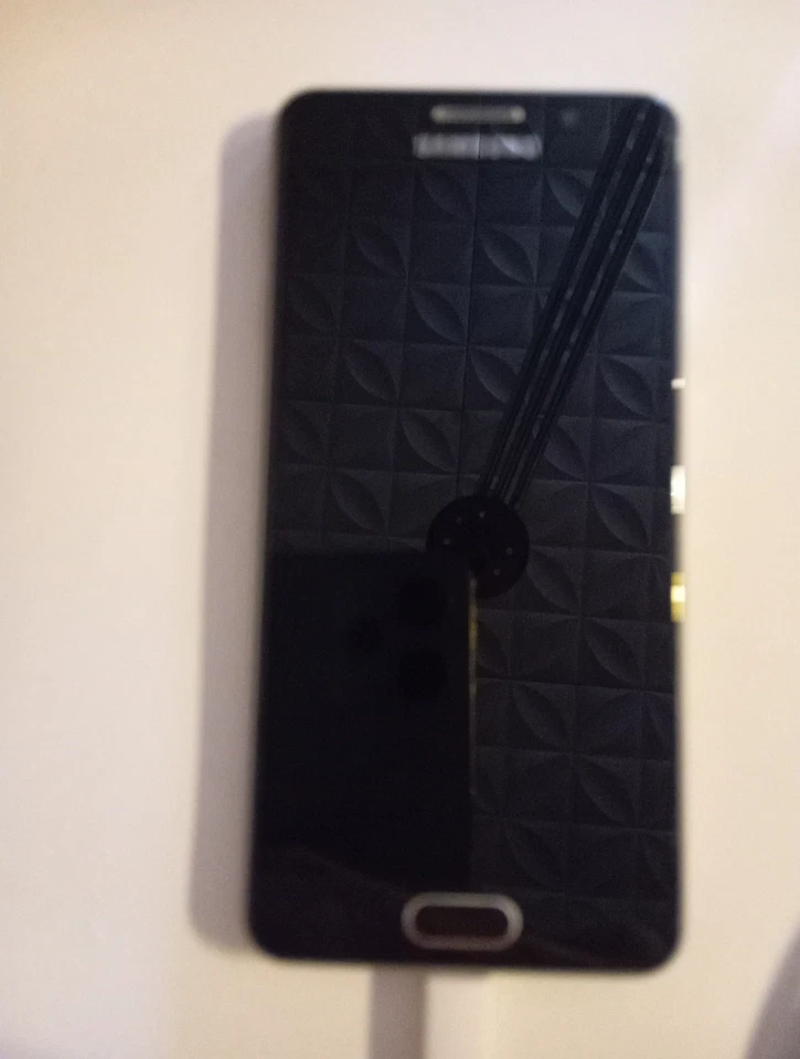 Samsung Galaxy A3 - 16 Go - Midnight Black (Désimlocké) - Photo 1/4