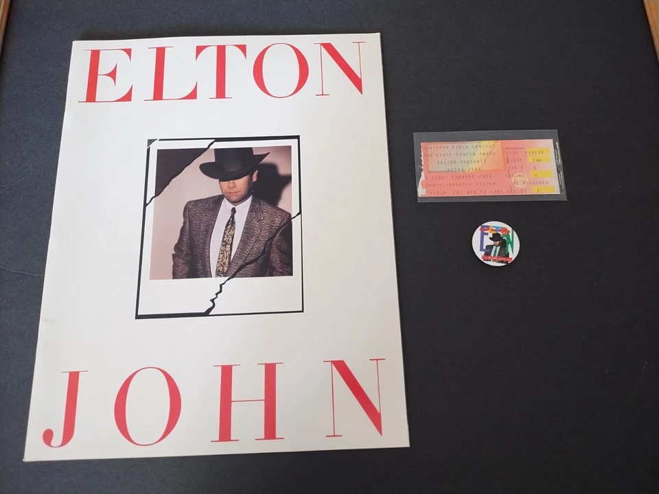 1984 Elton John The Breaking Hearts Tour Ticket & Pin Only - Image 4 of 4
