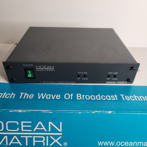 OCEAN MATRIX 1:8 VIDEO DISTRIBUTOR OMX-7027 W/ Box And Instructions - Picture 7 of 8