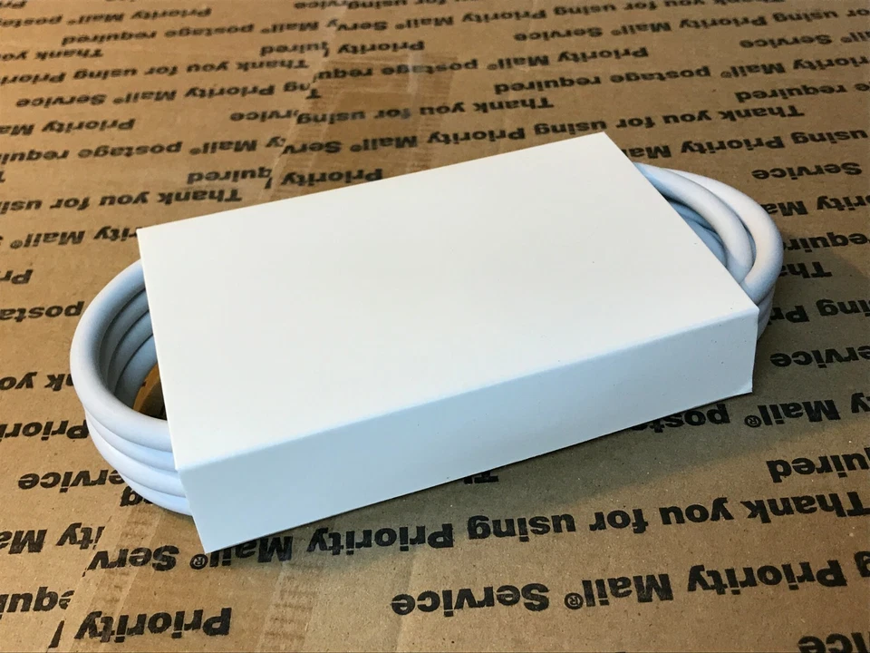 Apple Power Adapter Extension Cable 61W MacBook Charger MK122LL/A RM0497 Genuine - Image 2 of 4