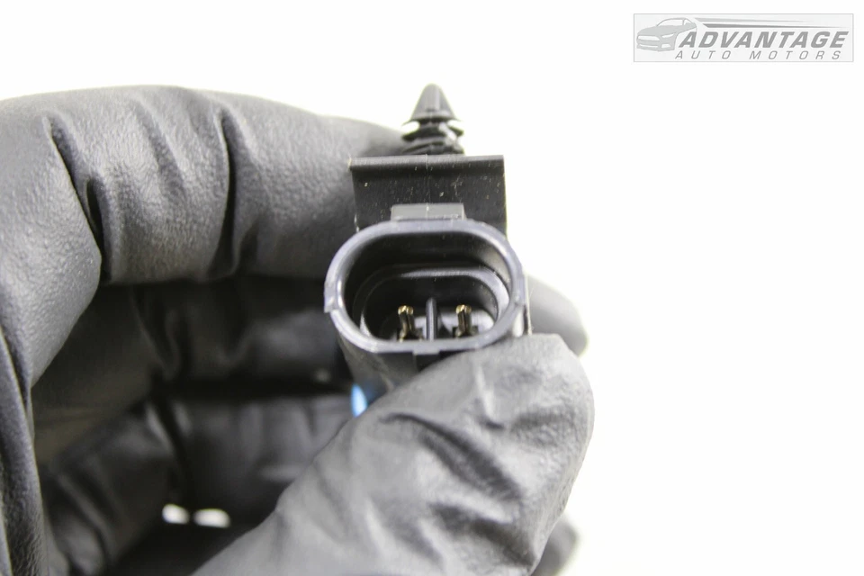 2003-2009 HUMMER H2 REAR LEFT SIDE QUARTER PANEL MARKER LIGHT LAMP OEM - Image 4 of 4