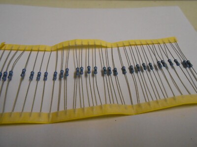100 Stück Widerstand 22kΩ,  Metallfilm. 0,4 W, auf Gurtband, 0204, 1,7 x 4,1 mm